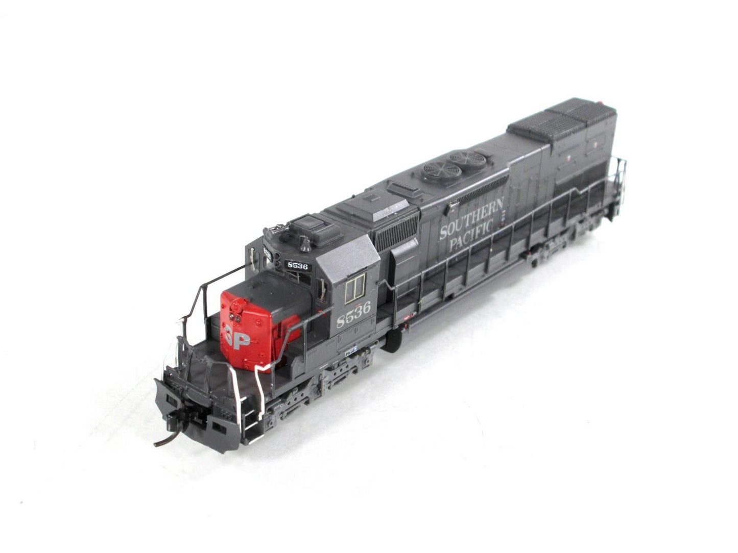 N Scale **SOUTHERN PACIFIC** SD40T-2 #8536 -- Intermountain 69402-06 **DCC Ready