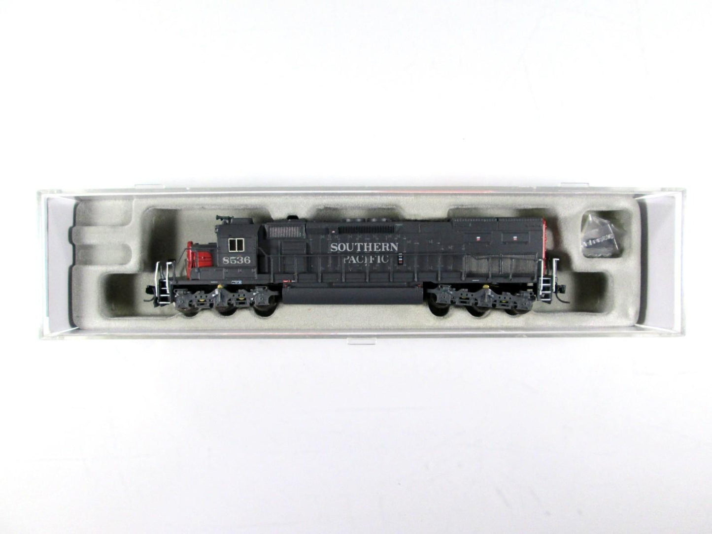 N Scale **SOUTHERN PACIFIC** SD40T-2 #8536 -- Intermountain 69402-06 **DCC Ready