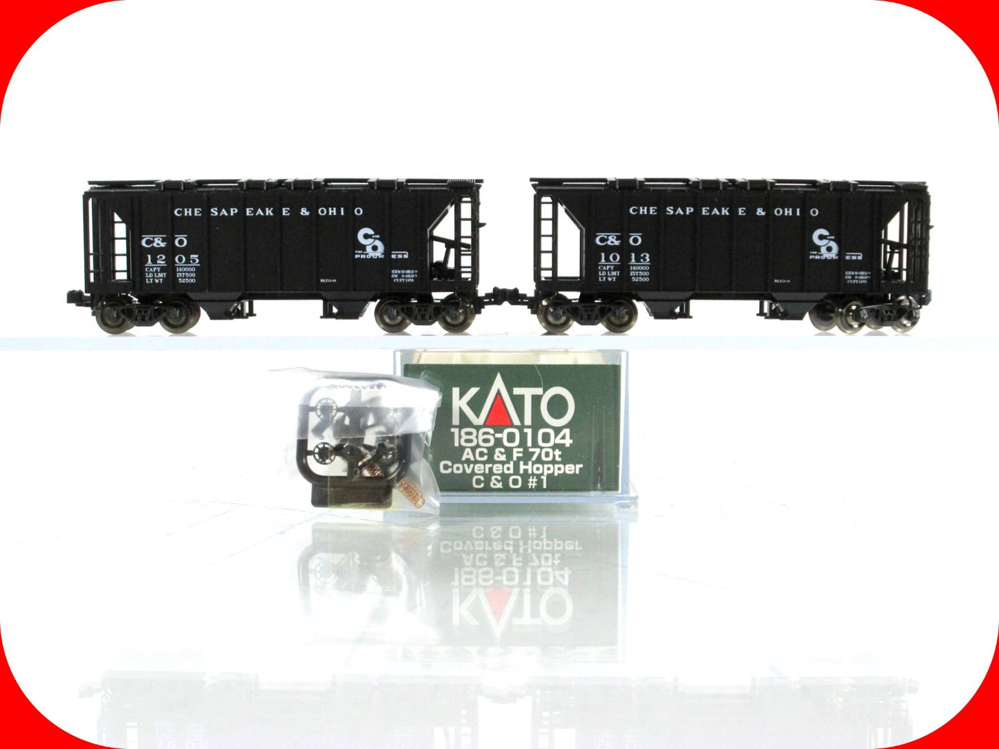 N Scale ***CHESAPEAKE & OHIO*** 2-Bay Covered Hoppers #1205,1013 - Kato 186-0104