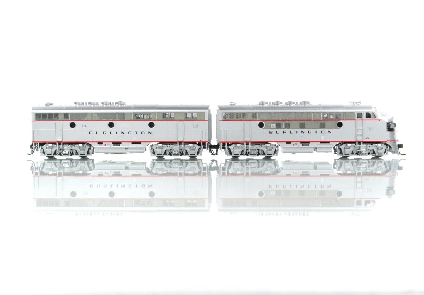 HO Scale **CB&Q*** F3A F3B Locomotive #9961 - Athearn G22625 --DCC Tsunami Sound