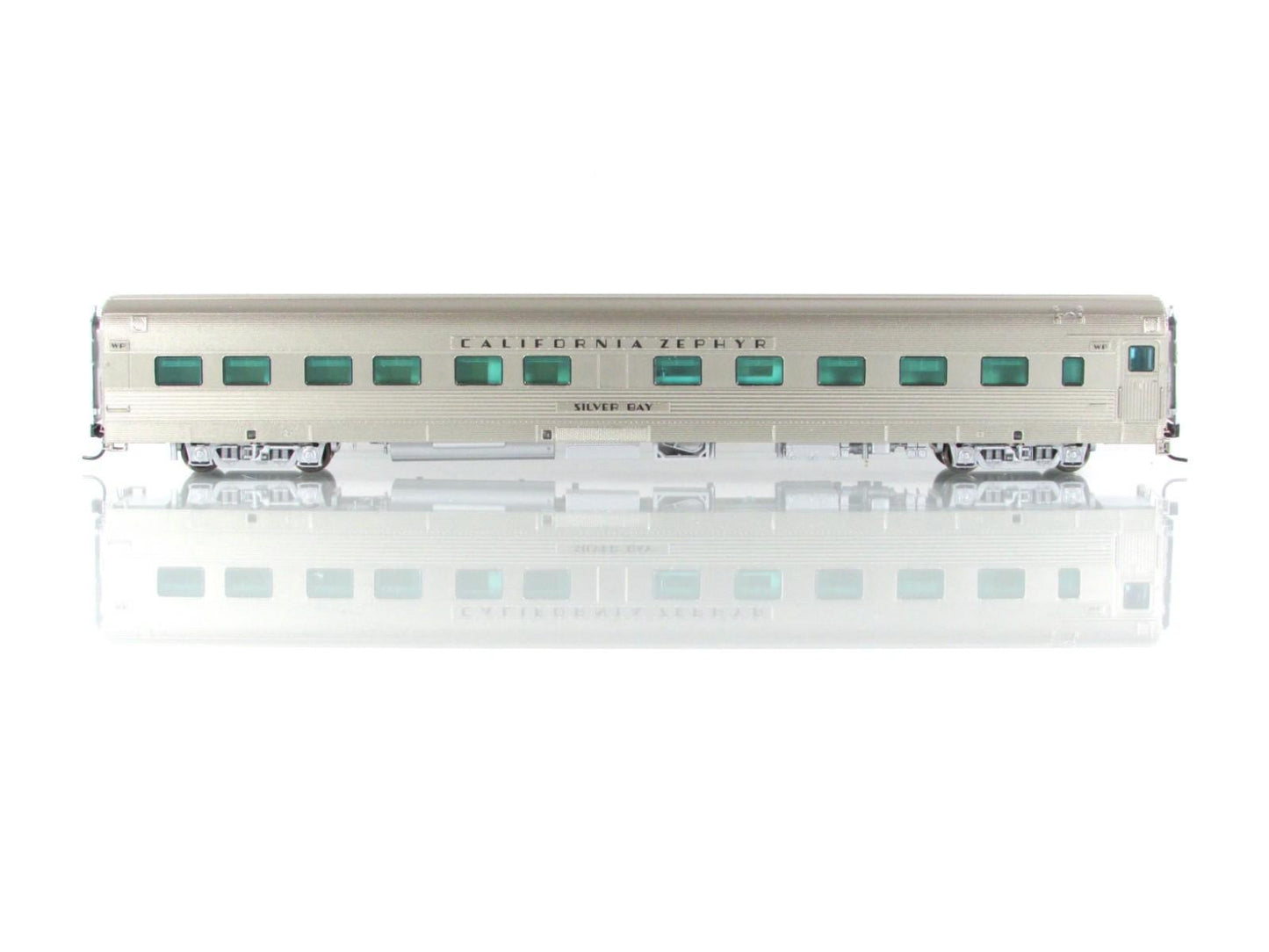 HO Scale ***WP CA ZEPHYR*** SILVER BAY Sleeper #866 ----- Broadway 1516, Lighted