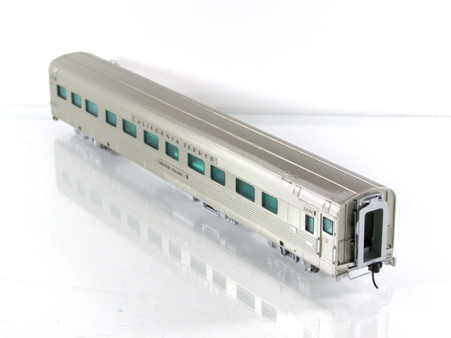 HO Scale ***CB&Q CA ZEPHYR*** SILVER QUAIL Sleeper #451 - Broadway 1522, Lighted
