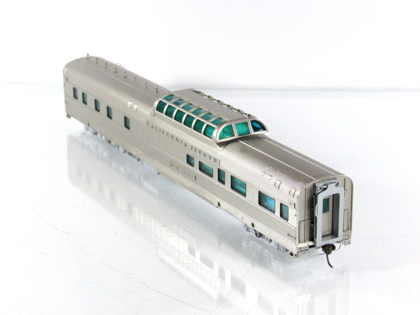 HO Scale ***WP CA ZEPHYR*** SILVER HOSTEL DOME #832 --- Broadway 1503, Lighted