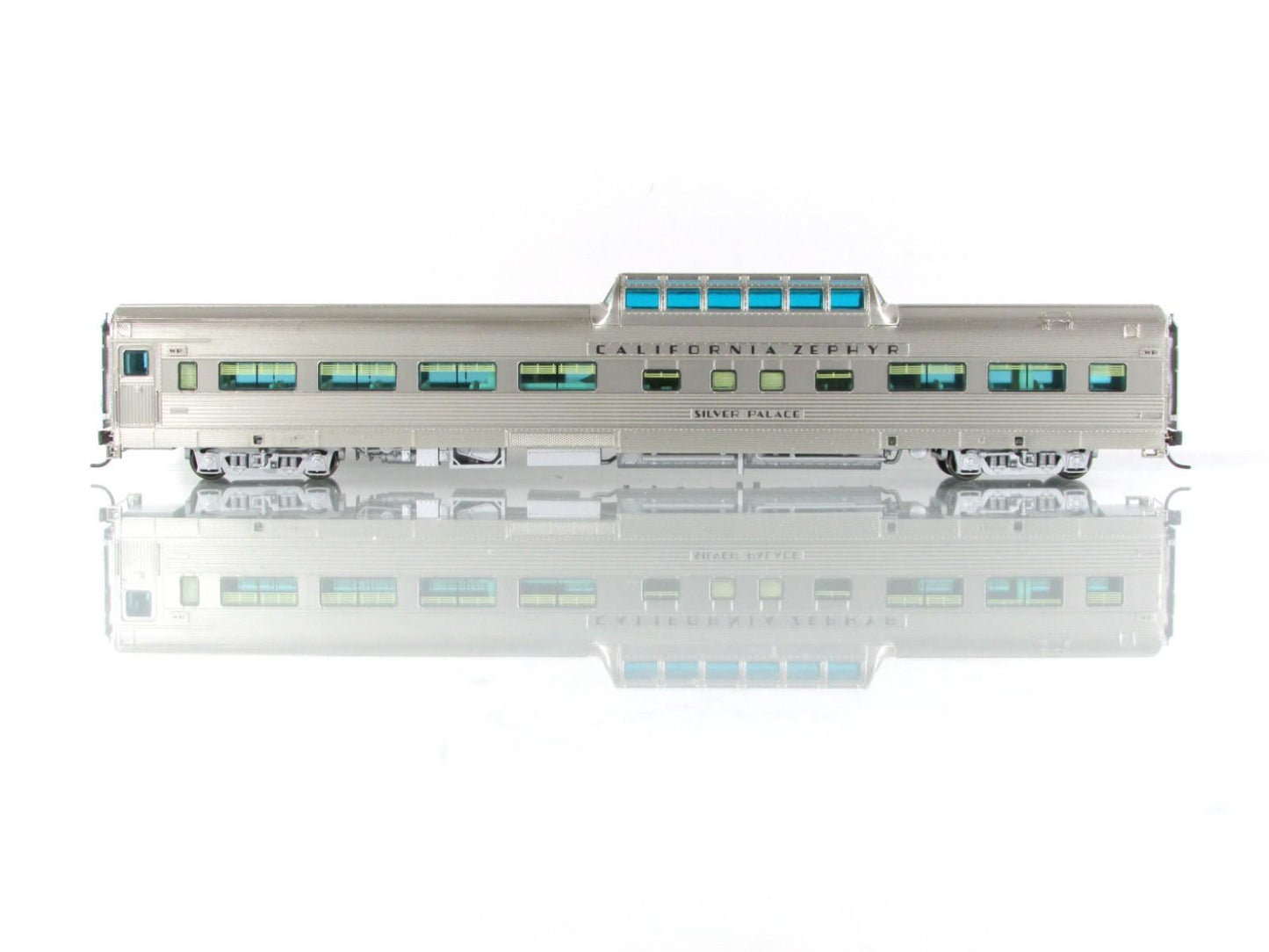 HO Scale ***WP CA ZEPHYR*** SILVER PALACE DOME #813 ------ Broadway 526, Lighted
