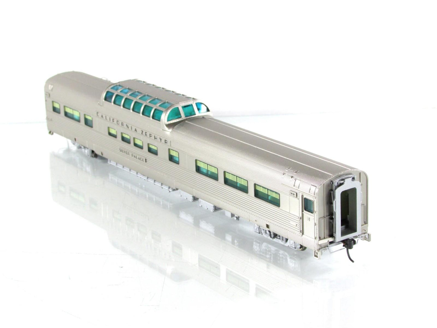 HO Scale ***WP CA ZEPHYR*** SILVER PALACE DOME #813 ------ Broadway 526, Lighted
