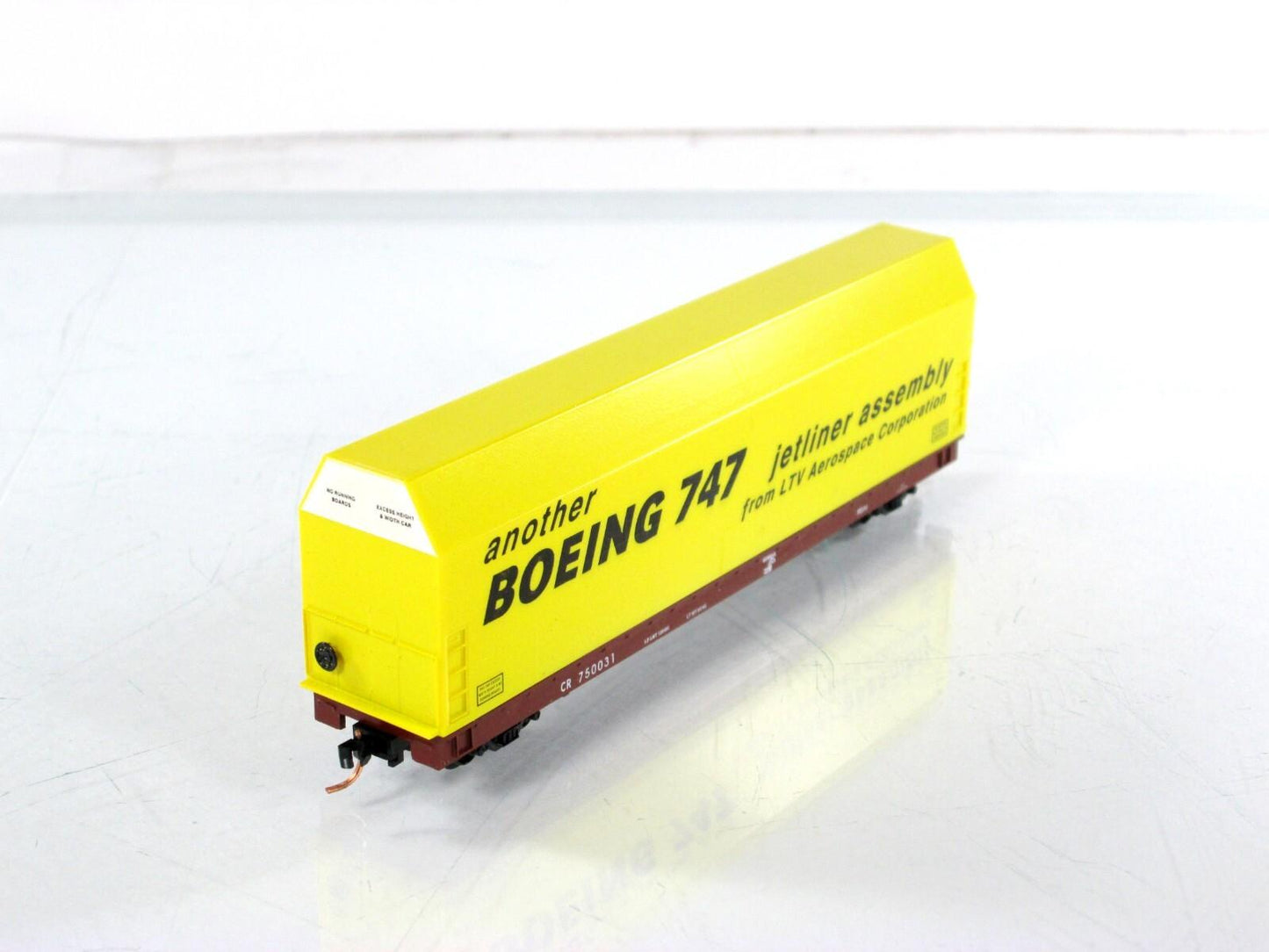 N Scale **BOEING 747 SKYBOX*** Jetliner on Flat Car, CR 750031 - LBF,  MTL Cplrs