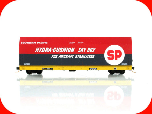 N Scale ***HYDRA-CUSHION SKYBOX*** on Flat Car, SP--TTX  98053 - LBF,  MTL Cplrs