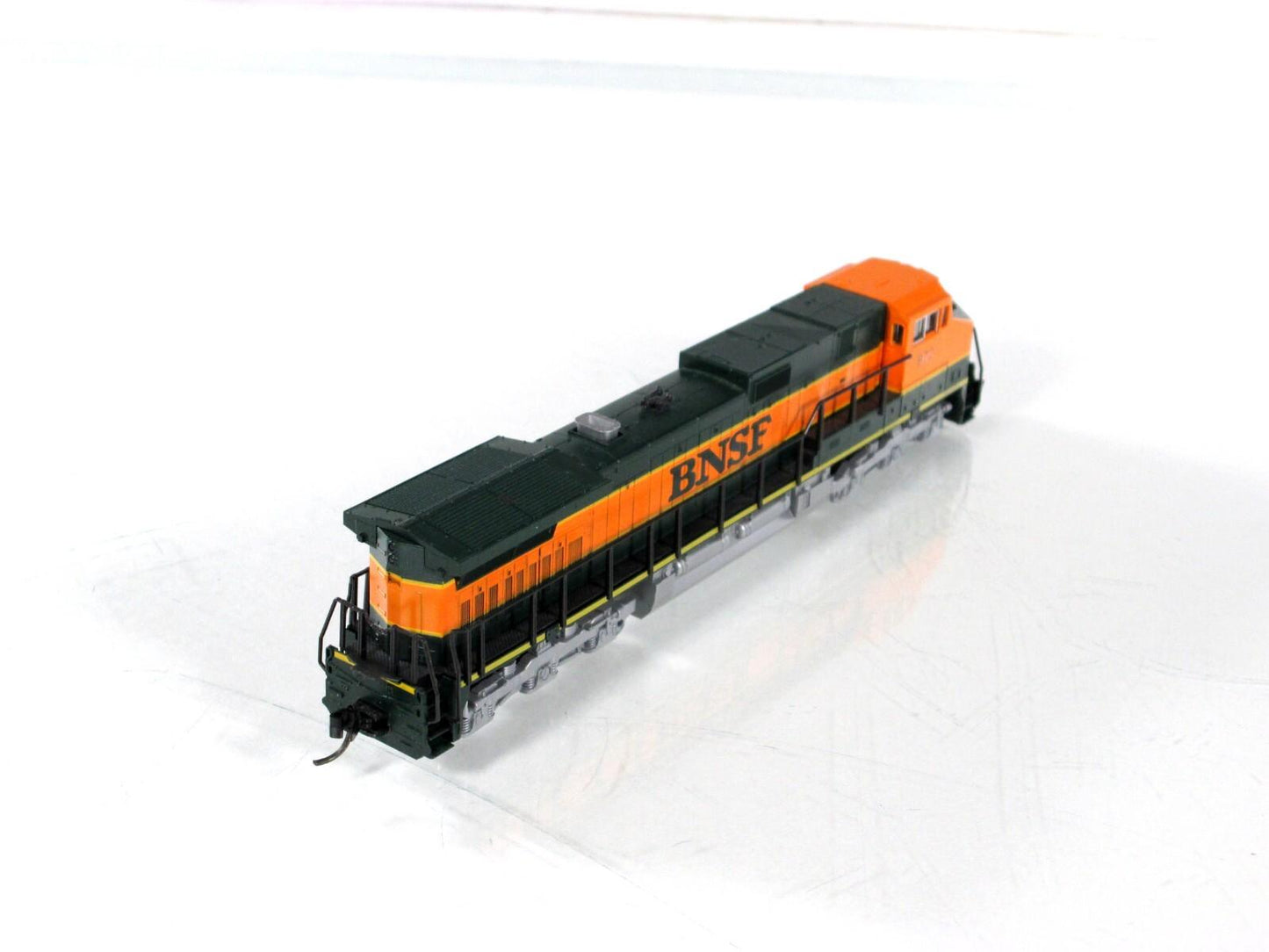 N Scale ***BNSF*** C44-9W Diesel Locomotive #972 ----- Kato 176-3803 **DCC Ready