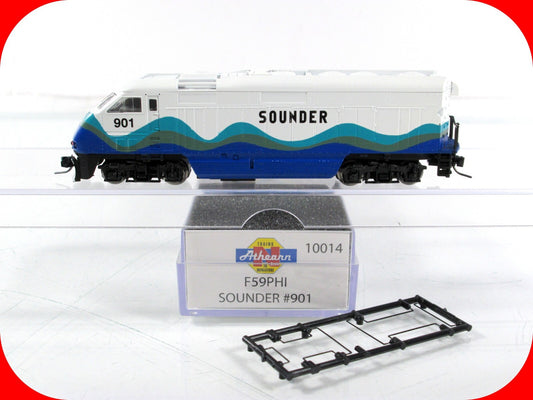 N Scale ***SEATTLE SOUNDER*** Bombardier F59PHI Locomotive #901 -- Athearn 10014