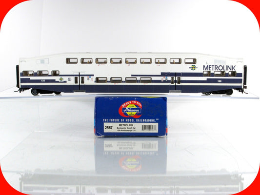 HO Scale **METROLINK** Bombardier Passenger Commuter Coach #120 --- Athearn 2567