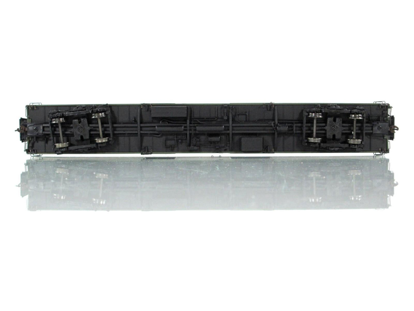 HO Scale ***CANADIAN NATIONAL*** Baggage #9221 --Rapido 106015, Lighted **RARE*