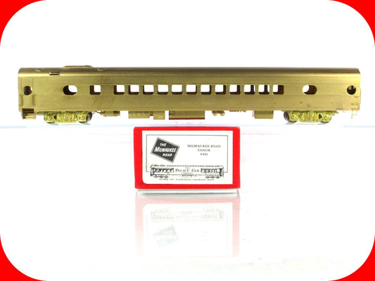HO Scale BRASS ***MILWAUKEE ROAD*** Coach #655 --- by Palace - Knuckle Couplers