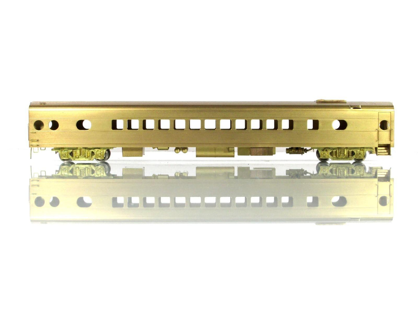 HO Scale BRASS ***MILWAUKEE ROAD*** Coach #655 --- by Palace - Knuckle Couplers