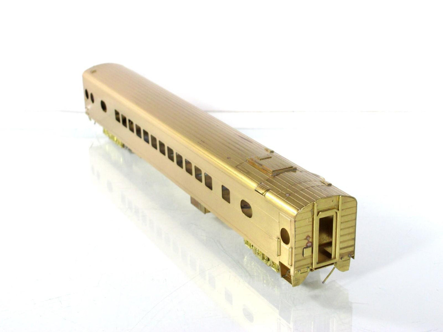 HO Scale BRASS ***MILWAUKEE ROAD*** Coach #655 --- by Palace - Knuckle Couplers