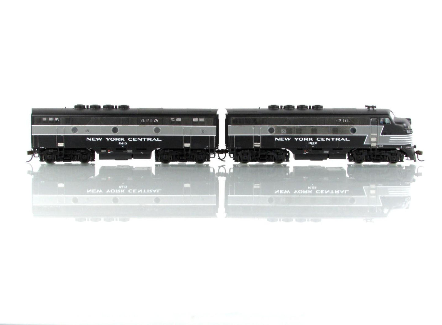 HO Scale **NEW YORK CENTRAL** F3A-F3B Diesels - Athearn OG2500B, DCC Sound *READ
