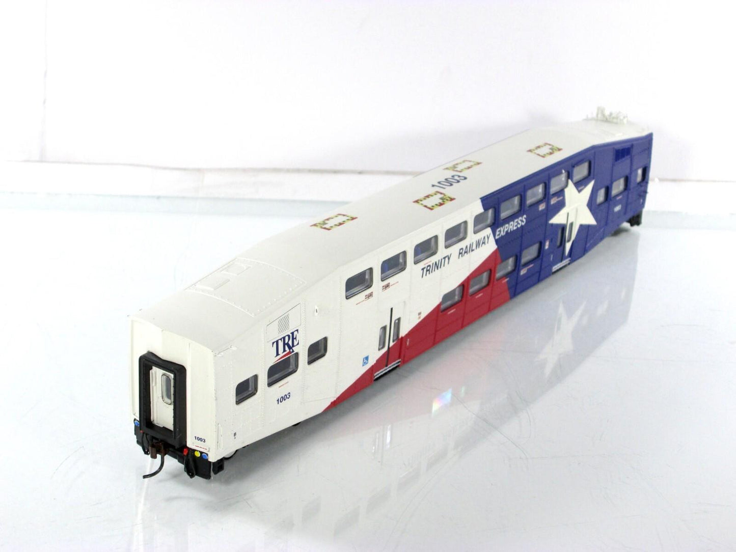 HO Scale **TRINITY RAILWAY EXPRESS** Bombardier Control Car #1003 -Athearn 25529