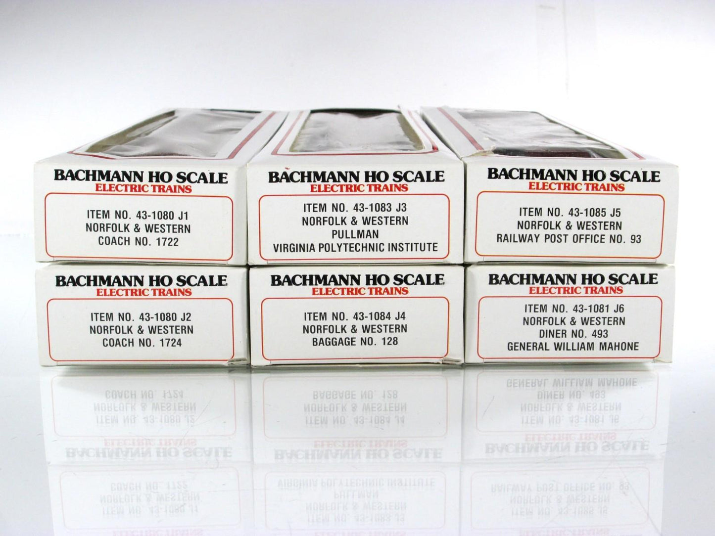 HO Scale NORFOLK & WESTERN **POWHATAN ARROW** Passenger  Set -- Bachmann 43-1291