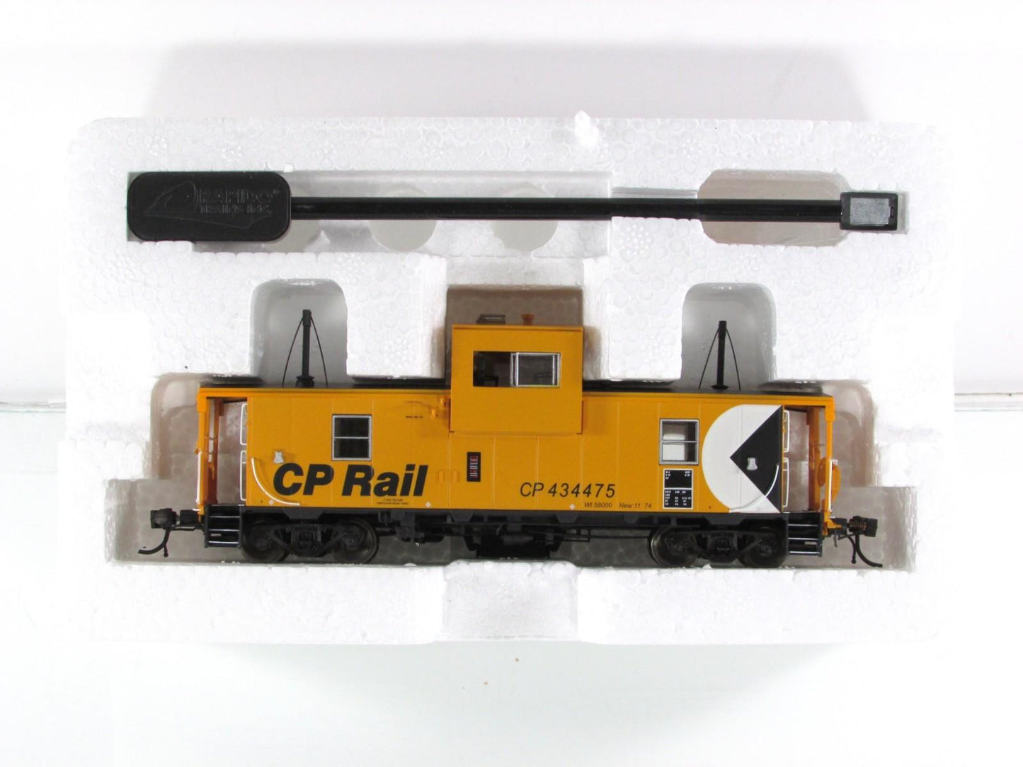 HO Scale **CANADIAN PACIFIC** Wide-Vision Caboose #434475 -Rapido 110001 *Lights