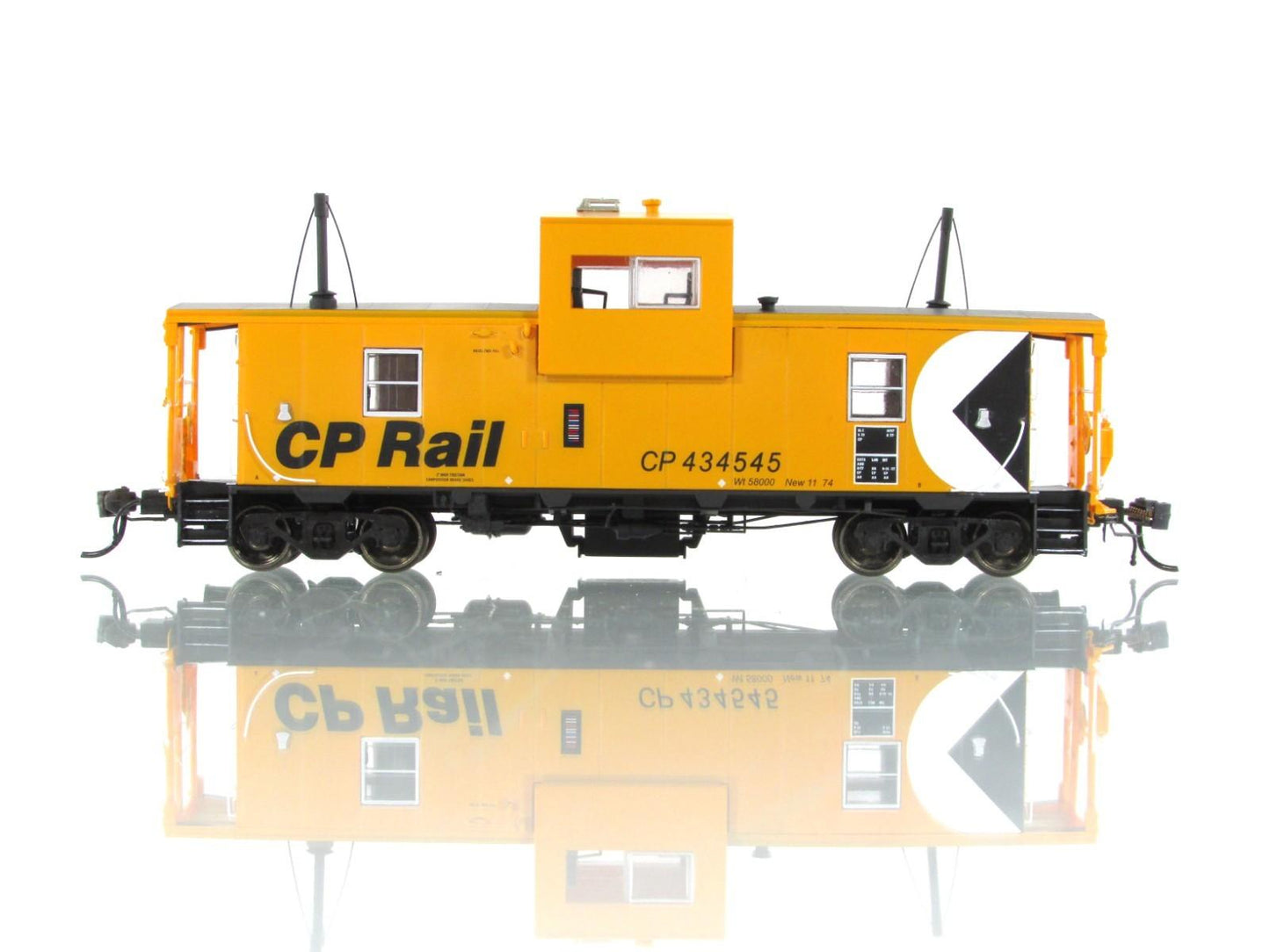 HO Scale **CANADIAN PACIFIC** Wide-Vision Caboose #434545 -Rapido 110009 *Lights