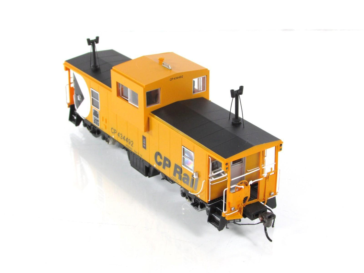 HO Scale **CANADIAN PACIFIC** Wide-Vision Caboose #434492 -Rapido 110004 *Lights