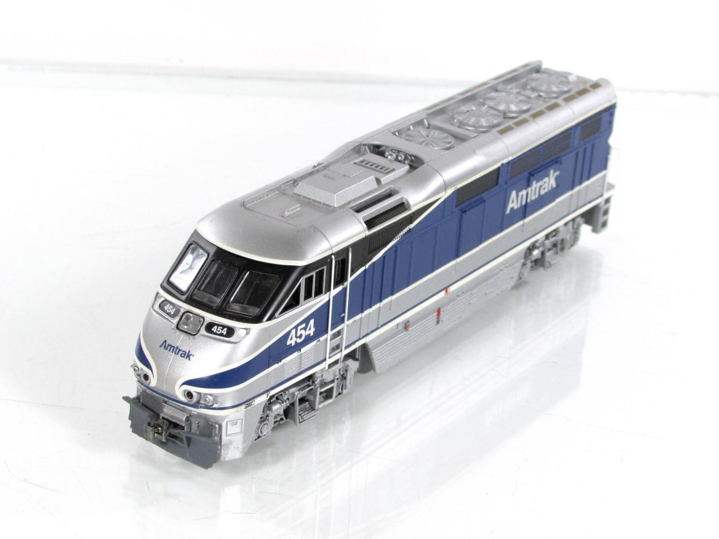 HO Scale ***AMTRAK WEST*** Bombardier F59PHI #454 - Athearn 26316, DCC Installed