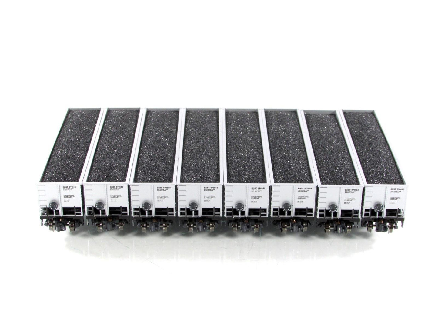 N Scale **BNSF SWOOSH** BETHGON Coalporter 8-Car Set, Coal Loads - Kato 106-4625