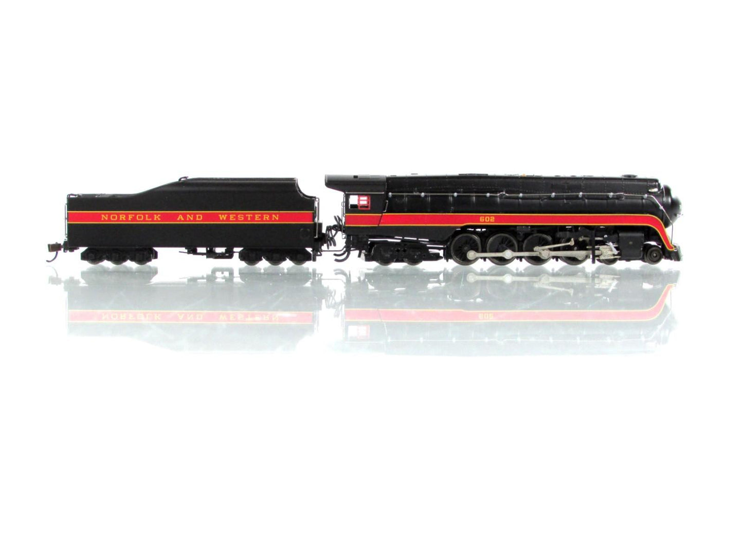N Scale ***NORFOLK & WESTERN*** Class J  4-8-4  #602 - Bachmann 53251, DCC Sound