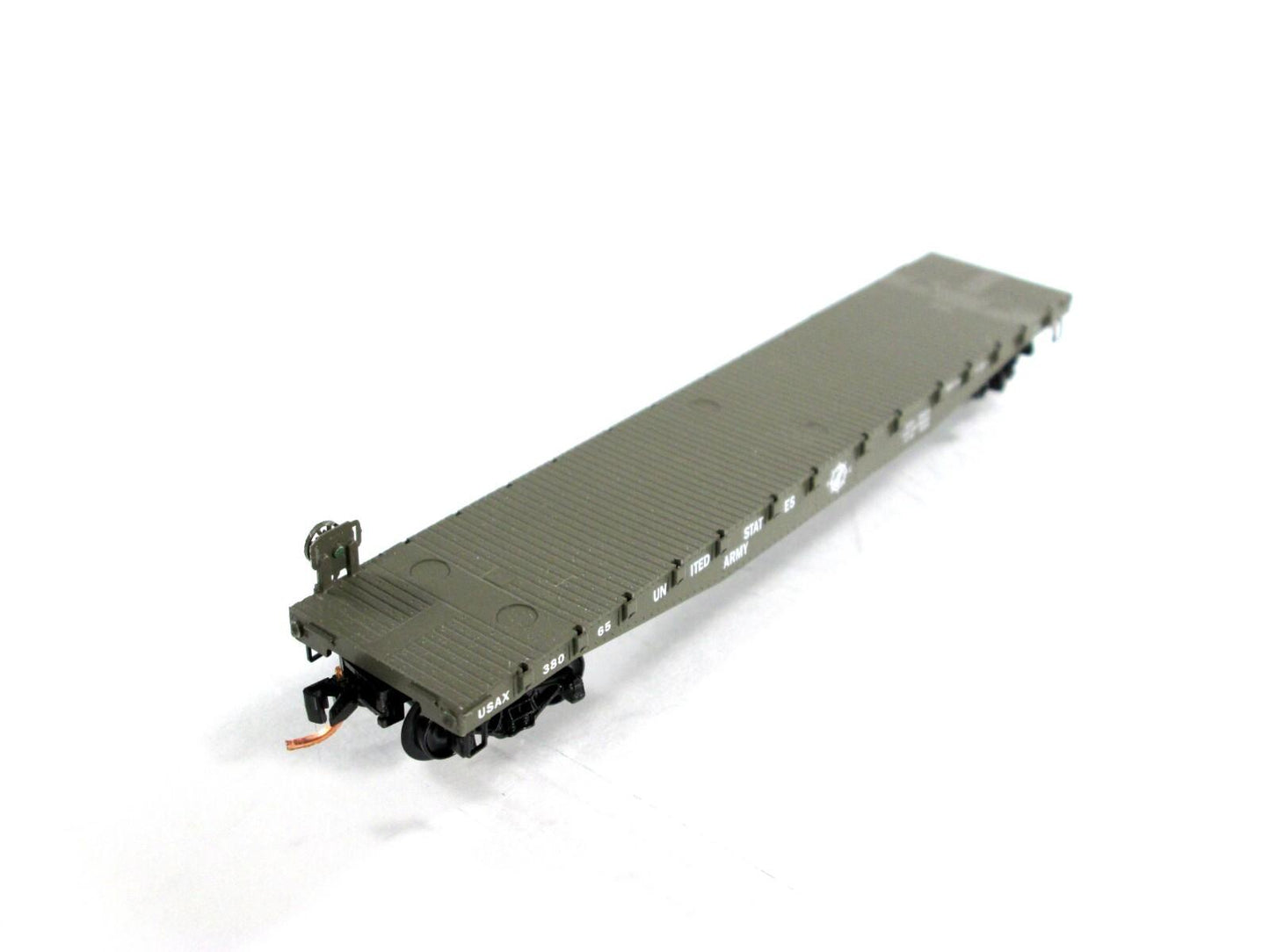 N Scale ***UNITED STATES ARMY*** 50' Flat Car, USAX 38065 --- Micro Trains 45180