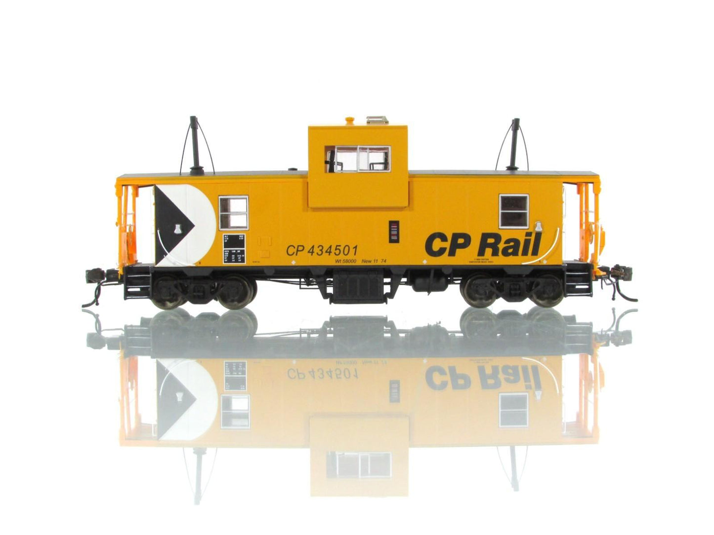HO Scale **CANADIAN PACIFIC** Wide-Vision Caboose #434501 -Rapido 110005 *Lights
