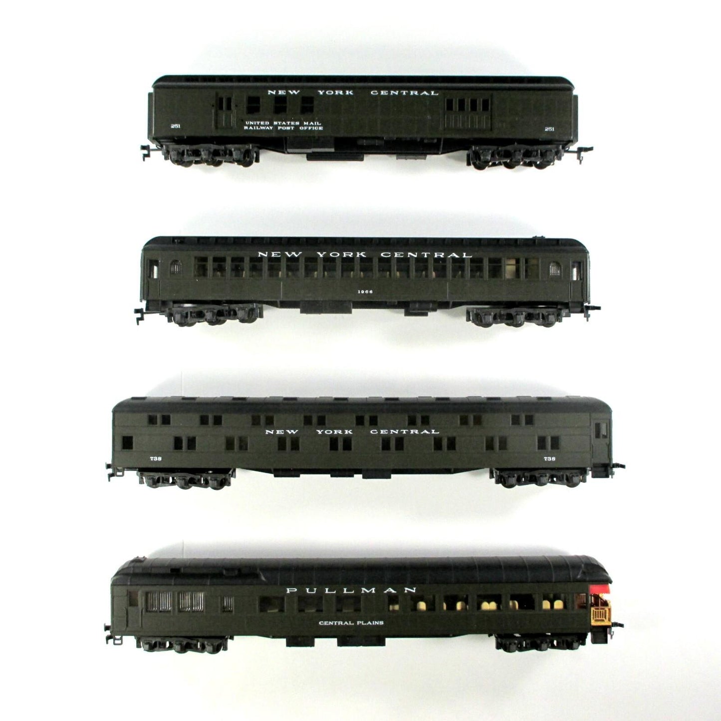 HO Scale NEW YORK CENTRAL 1920s Passenger 4-Car Set B, Interiors, Rivarossi 6925