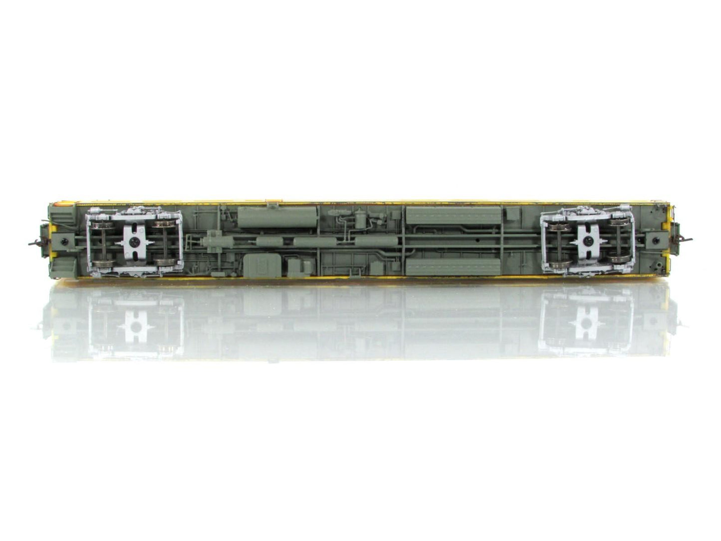 HO Scale ***UNION PACIFIC*** Cafe-Bar-Lounge #6201 ------ Rapido 103050, Lighted