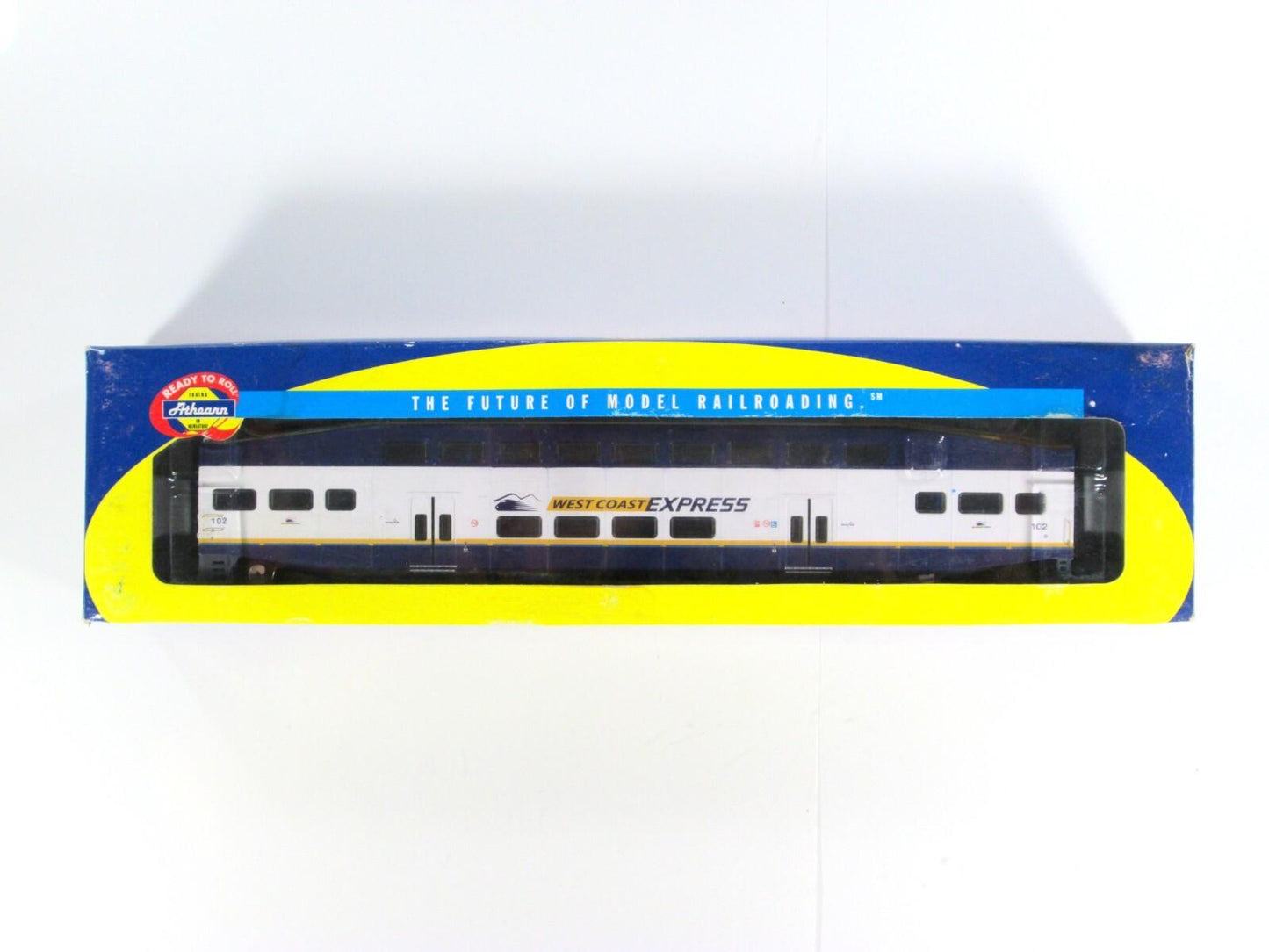 HO Scale ***WEST COAST EXPRESS*** Bombardier Control Car #102 ----- Athearn 2544