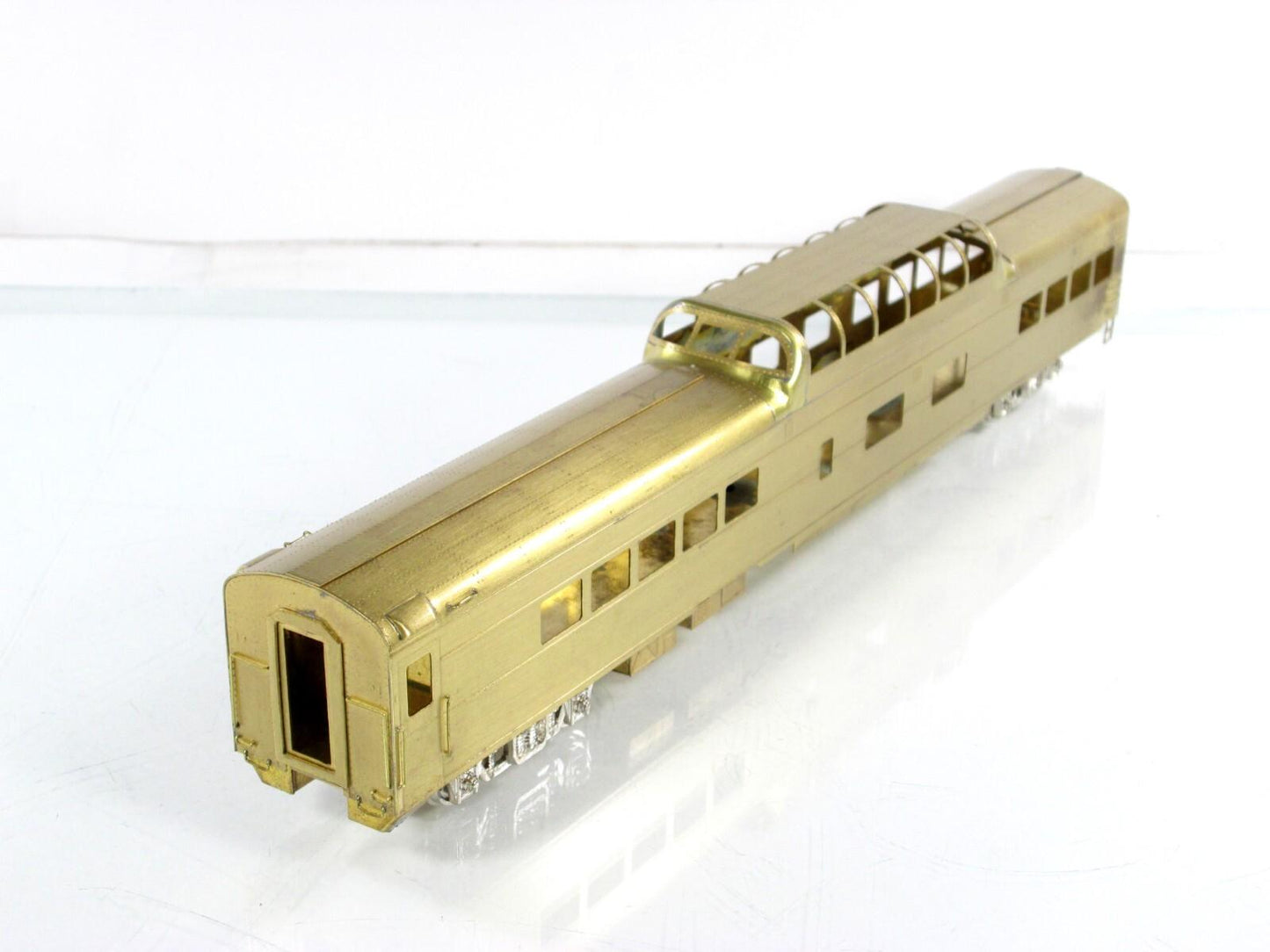 HO Scale BRASS ***UNION PACIFIC*** Dome-Chair Passenger Car #7000 - Soho 0466