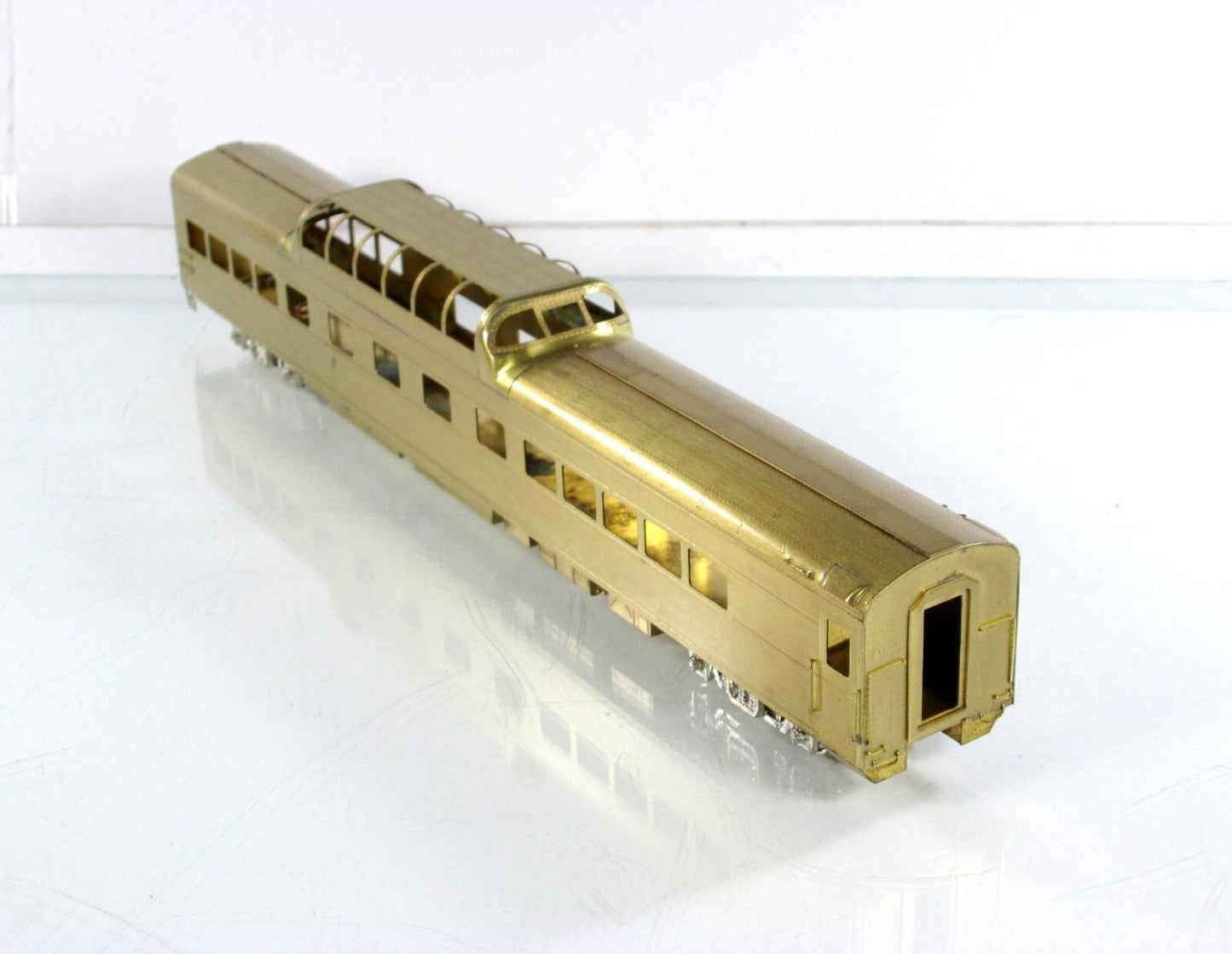 HO Scale BRASS ***UNION PACIFIC*** Dome-Chair Passenger Car #7000 - Soho 0466