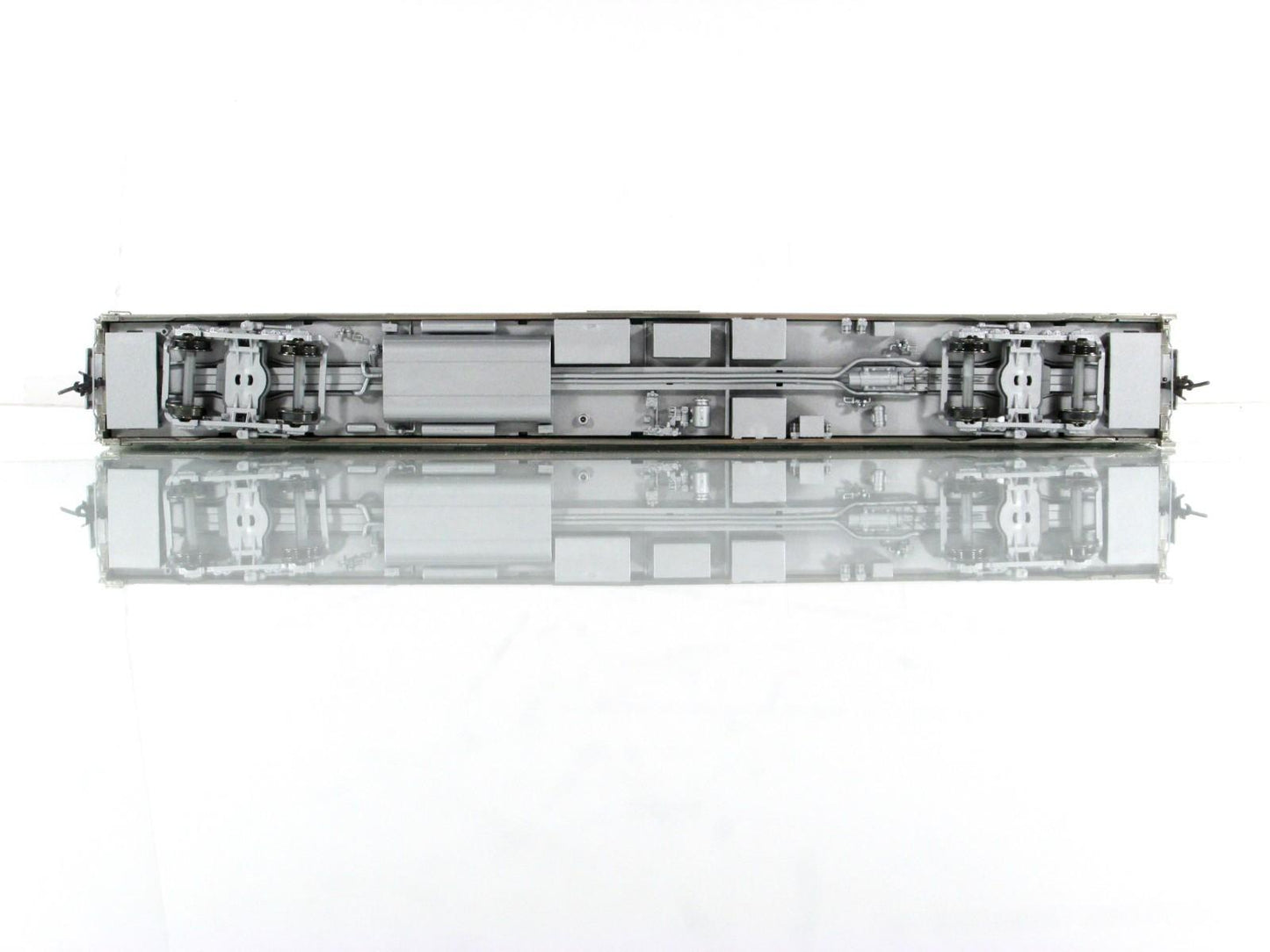 HO Scale ***DRGW CA ZEPHYR*** SILVER ASPEN Sleeper 1120 -Broadway 520, Lighted