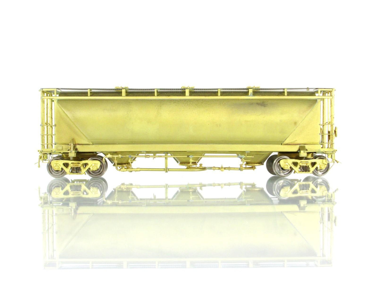 HO Scale BRASS **NORTH AMERICAN** PD 3000 Covered Hopper - Overland OMI-3001