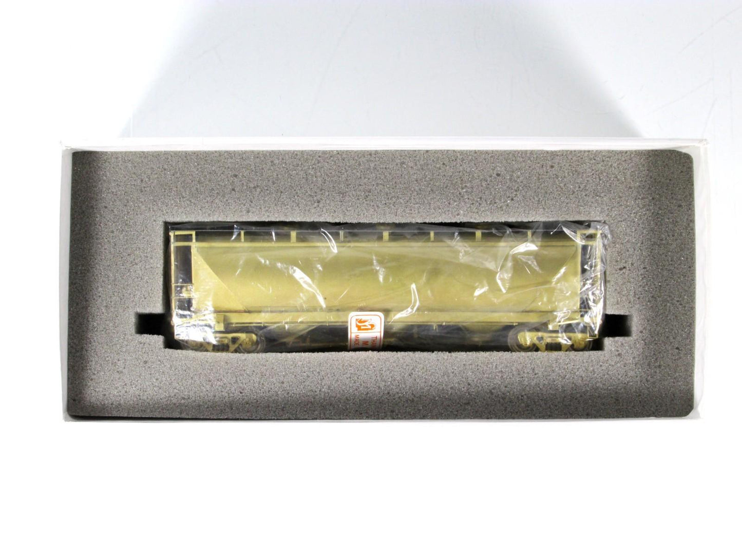 HO Scale BRASS **NORTH AMERICAN** PD 3000 Covered Hopper - Overland OMI-3001