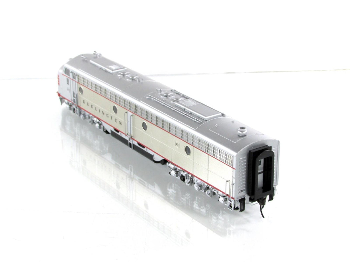 HO Scale **BURLINGTON** E8A Diesel, CBQ 9964 - Broadway 2355, DCC Paragon2 Sound