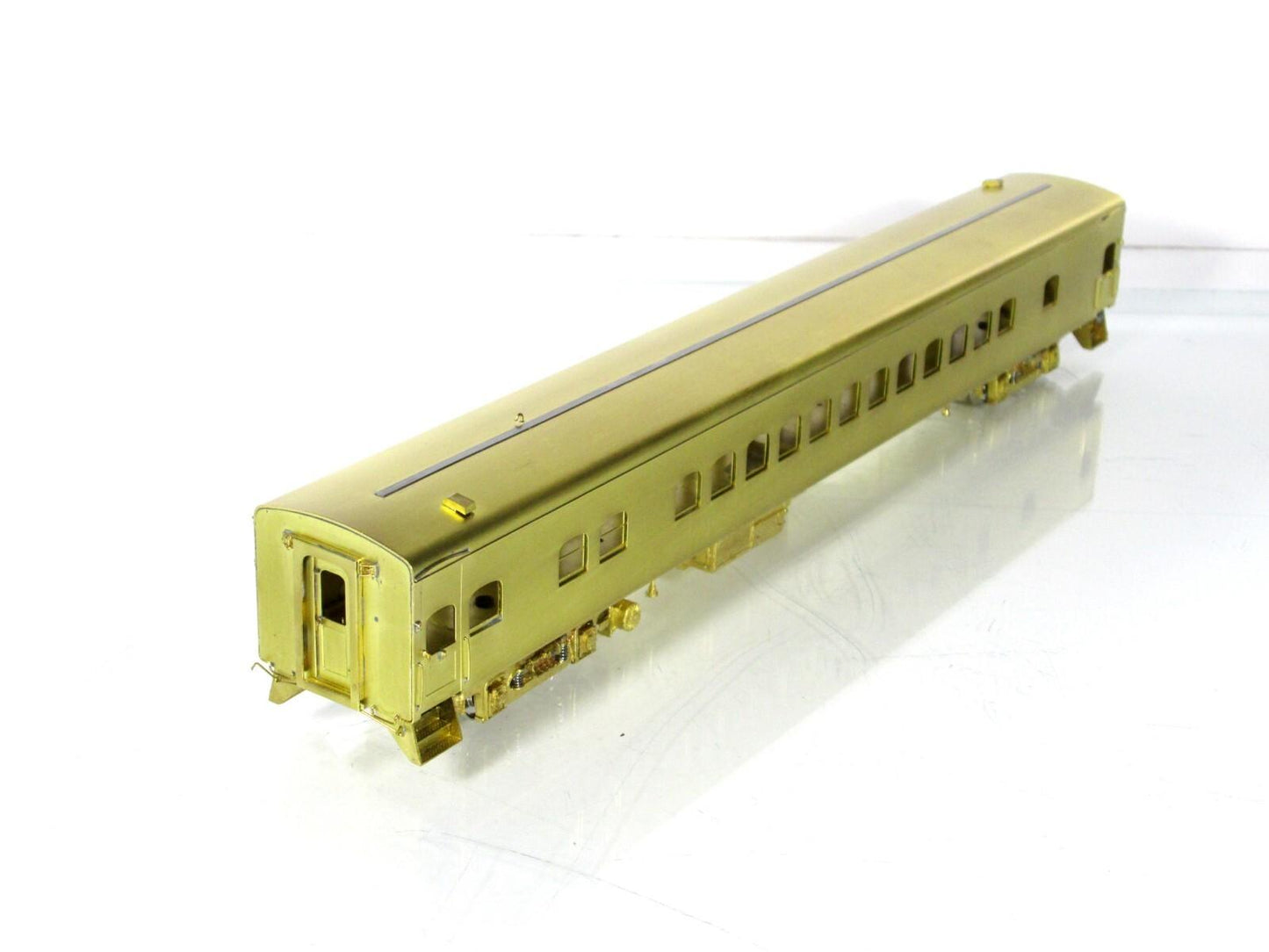 HO Scale BRASS ***MILWAUKEE ROAD** HIAWATHA Parlor Car ---- Overland / Ajin 3111