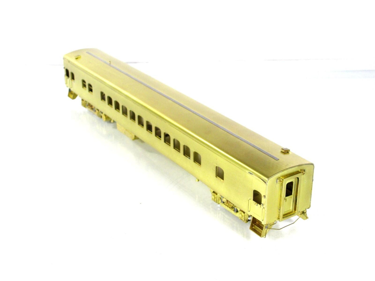 HO Scale BRASS ***MILWAUKEE ROAD** HIAWATHA Parlor Car ---- Overland / Ajin 3111
