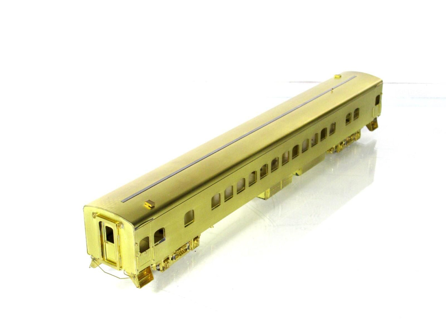 HO Scale BRASS ***MILWAUKEE ROAD** HIAWATHA Parlor Car ---- Overland / Ajin 3111