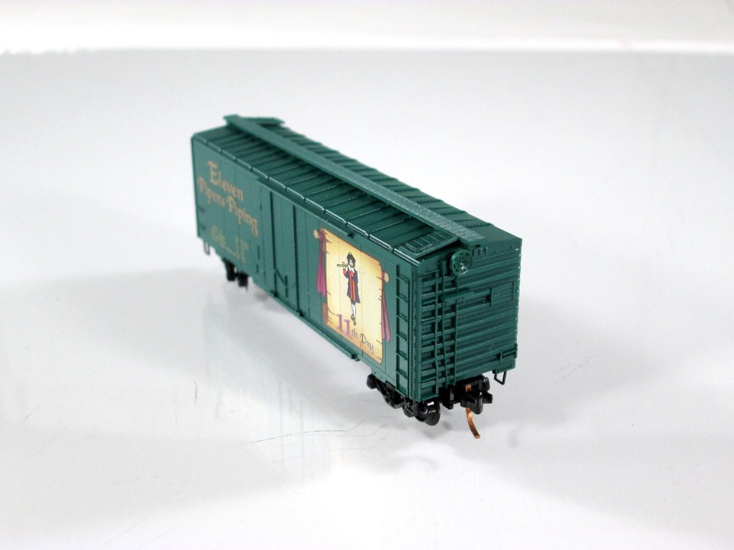 N Scale 12 Days Christmas *ELEVEN PIPERS PIPING* Box Car, -Micro Trains 02100511