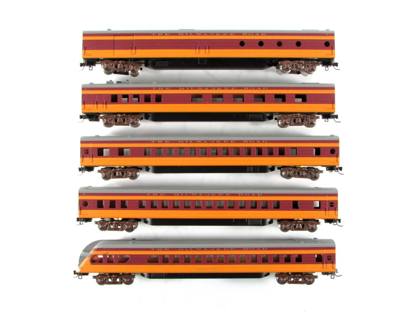 N Scale ***Milwaukee Hiawatha*** Passenger 5-Car Set - Custom NJ Brass --- 758-N