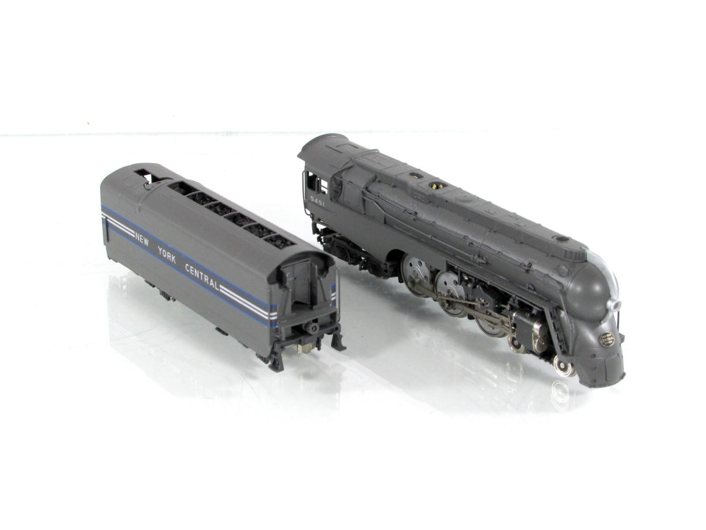 N Scale BRASS ***NEW YORK CENTRAL** 1938'S 4-6-4 Dreyfuss Hudson, NYC 5451 - KEY