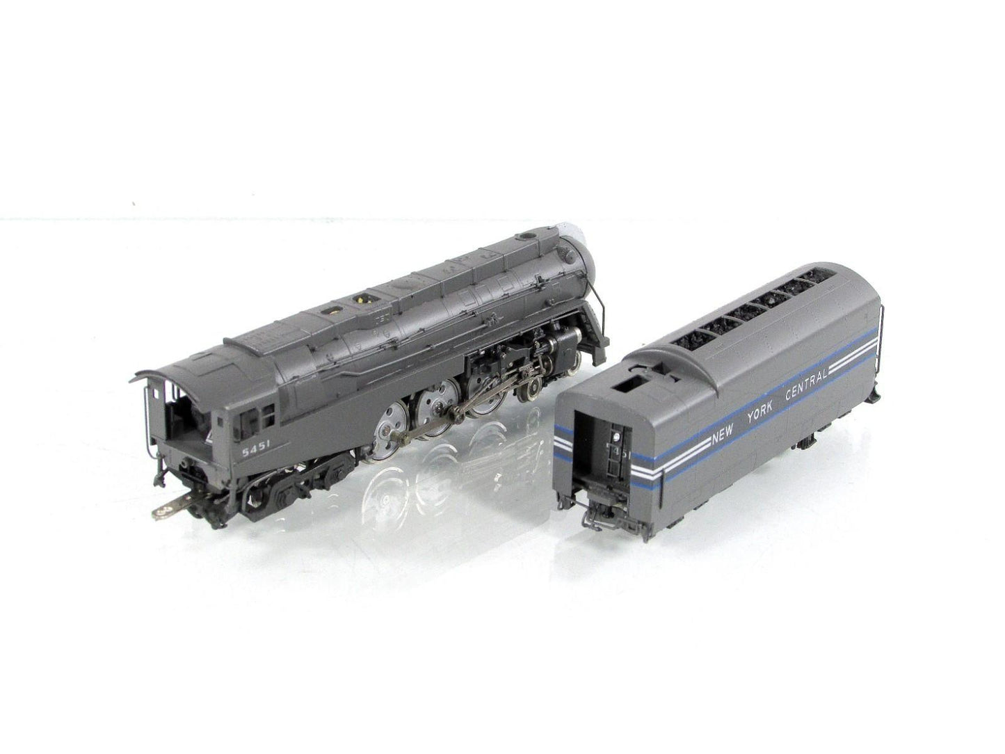N Scale BRASS ***NEW YORK CENTRAL** 1938'S 4-6-4 Dreyfuss Hudson, NYC 5451 - KEY