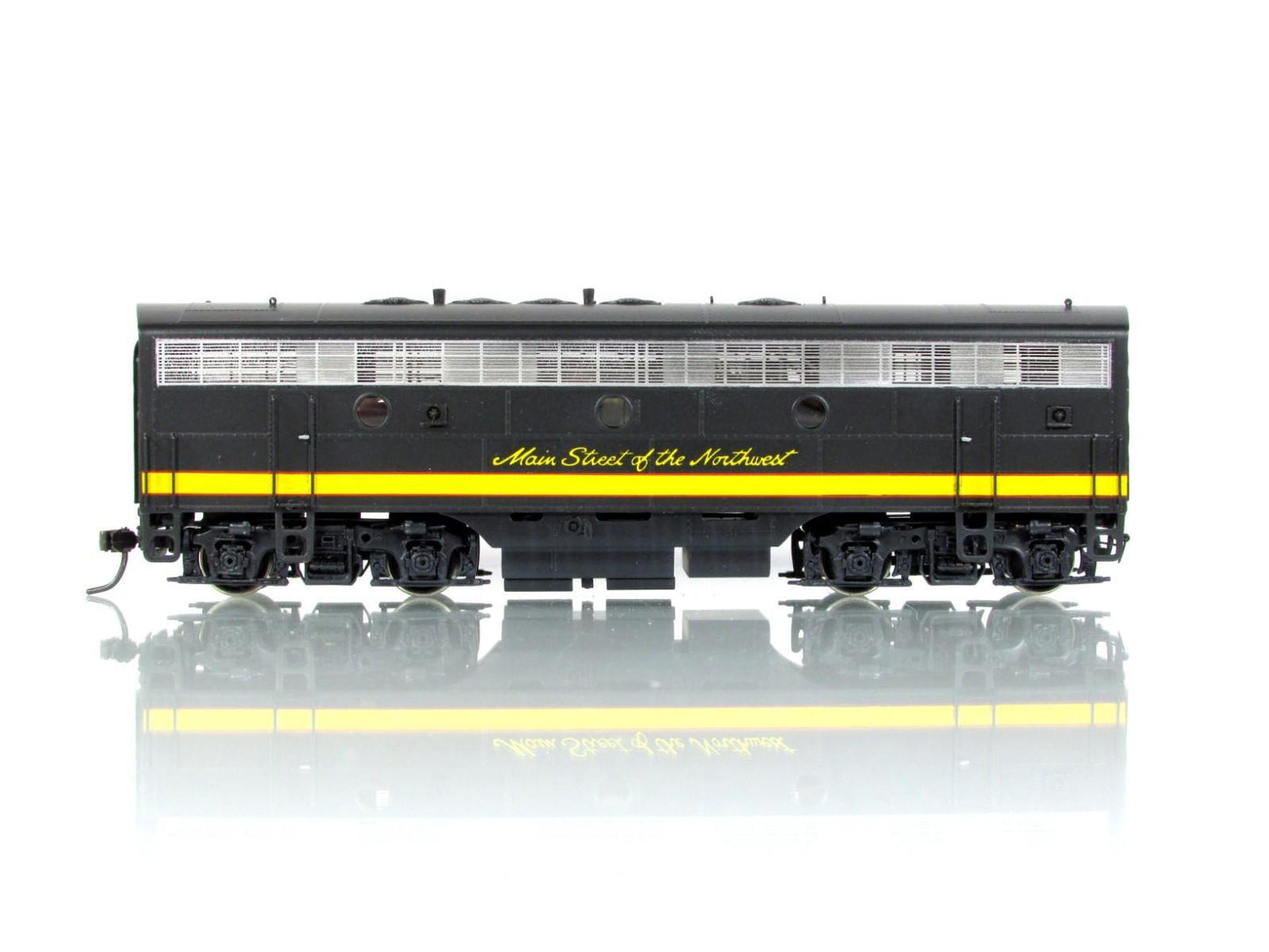 HO Scale BRASS ***NORTHERN PACIFIC*** EMD F7B 1500HP Ph 1 Locomotive ---Oriental