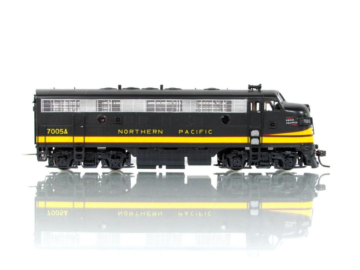 HO Scale BRASS ***NORTHERN PACIFIC** F7A 1500HP Ph 1 Locomotive #7005 - Oriental