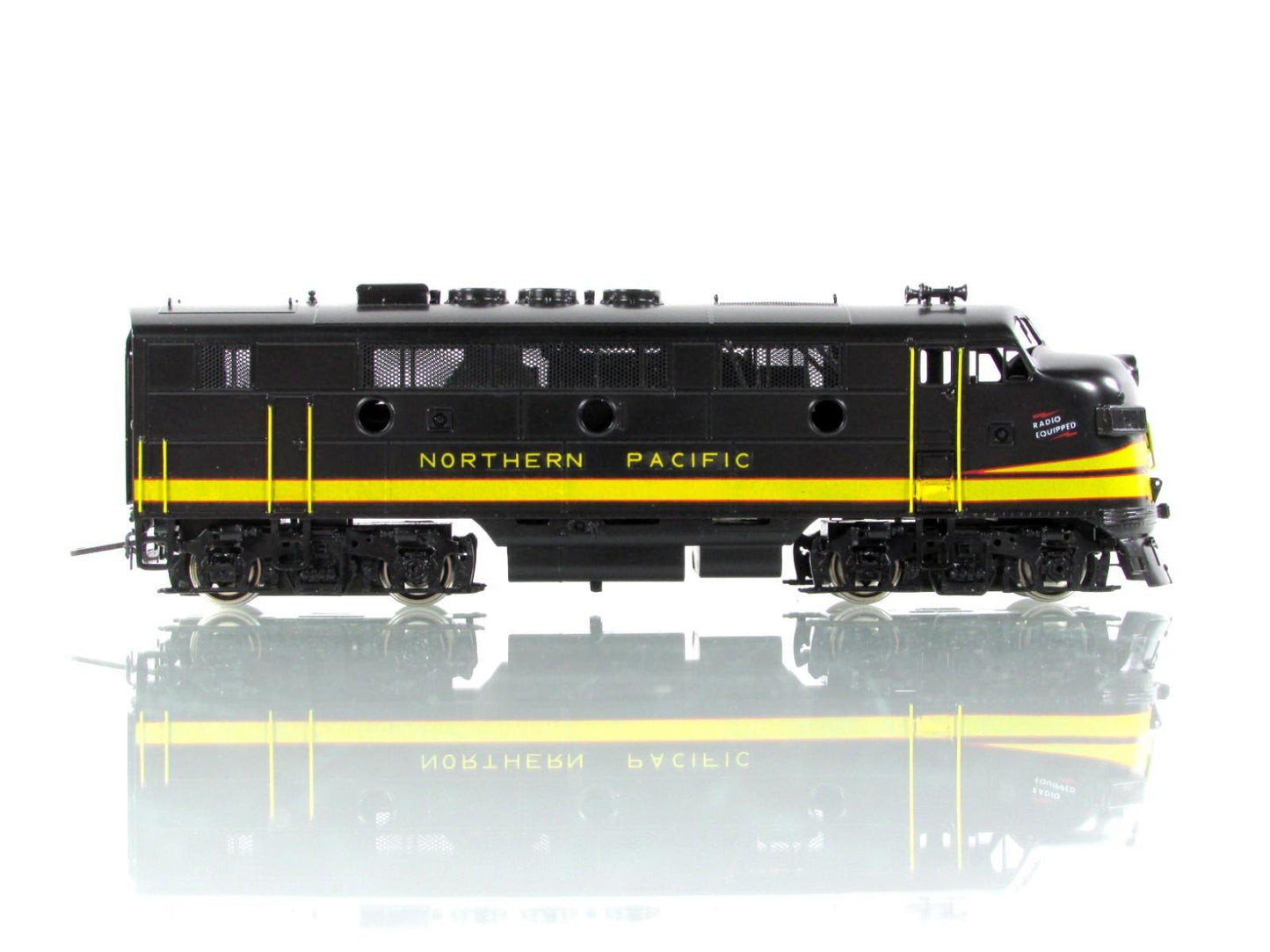 HO Scale BRASS **NORTHERN PACIFIC** EMD F3A 1500HP Phase 1 Locomotive - Oriental