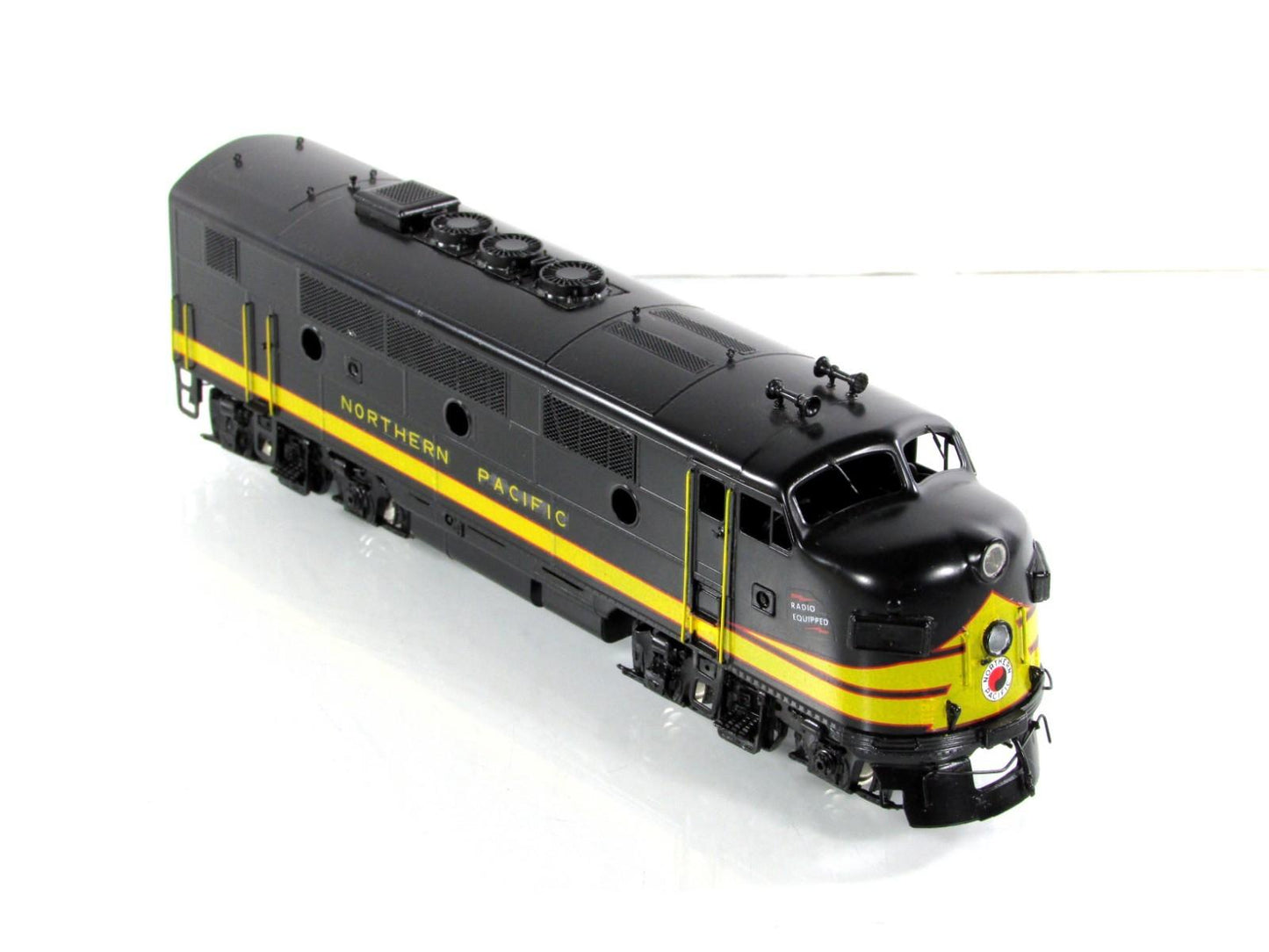 HO Scale BRASS **NORTHERN PACIFIC** EMD F3A 1500HP Phase 1 Locomotive - Oriental