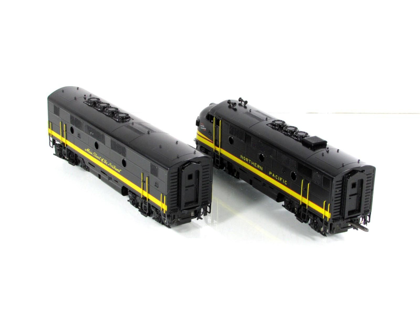 HO Scale BRASS ***NORTHERN PACIFIC*** F3A-F3B 1500HP Ph 1 Locomotives - Oriental